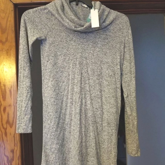 Last chance! NINE BRITTON Light Gray TUNIC SWEATER DRESS - Picture 2 of 6